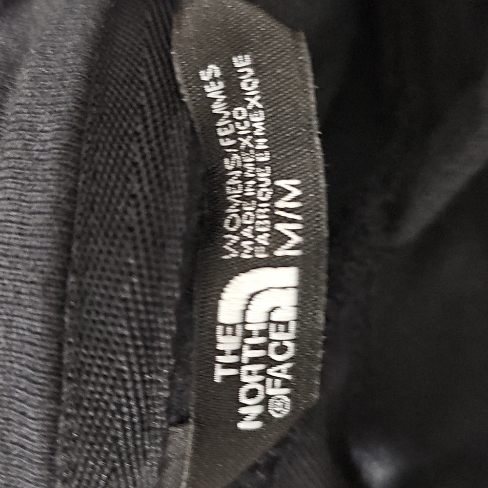 North face sweater - Picture 2 of 2